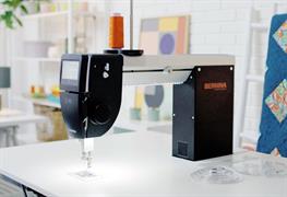 Q 16 Longarm Quilting Machine Plus Foldable Table